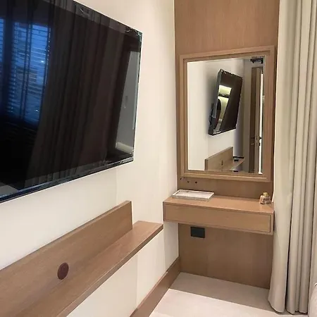 Luxury Sea View Flat Fishta 아파트 *