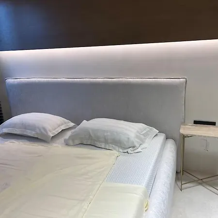 Luxury Sea View Flat Fishta * Velipoje